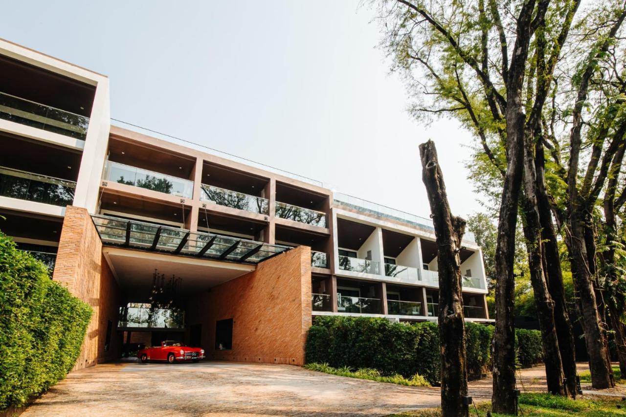 Cross Chiang Mai Riverside Exterior photo